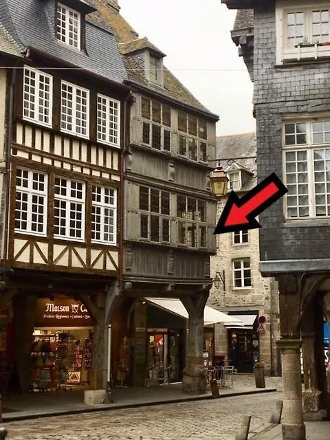 Magnifique Appartement De Charme Au Coeur Historique De Dinan